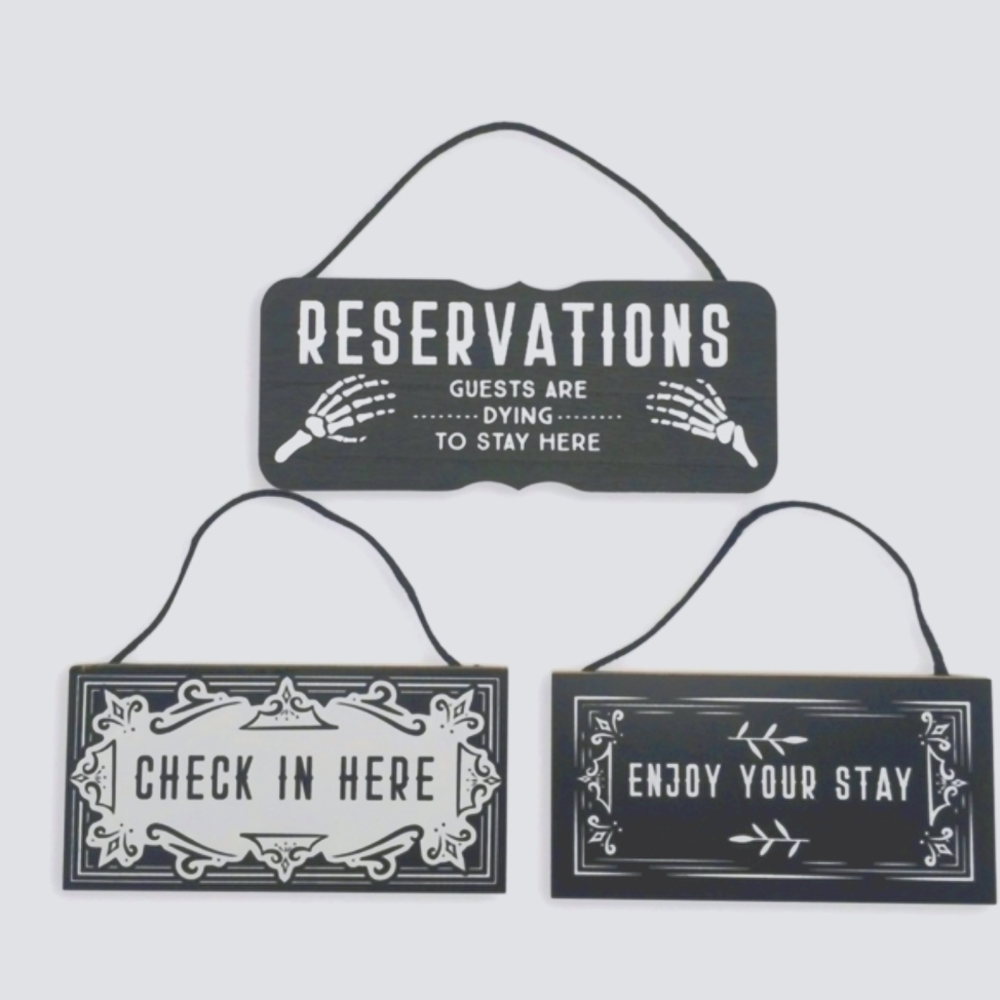 Halloween Spooky Signs